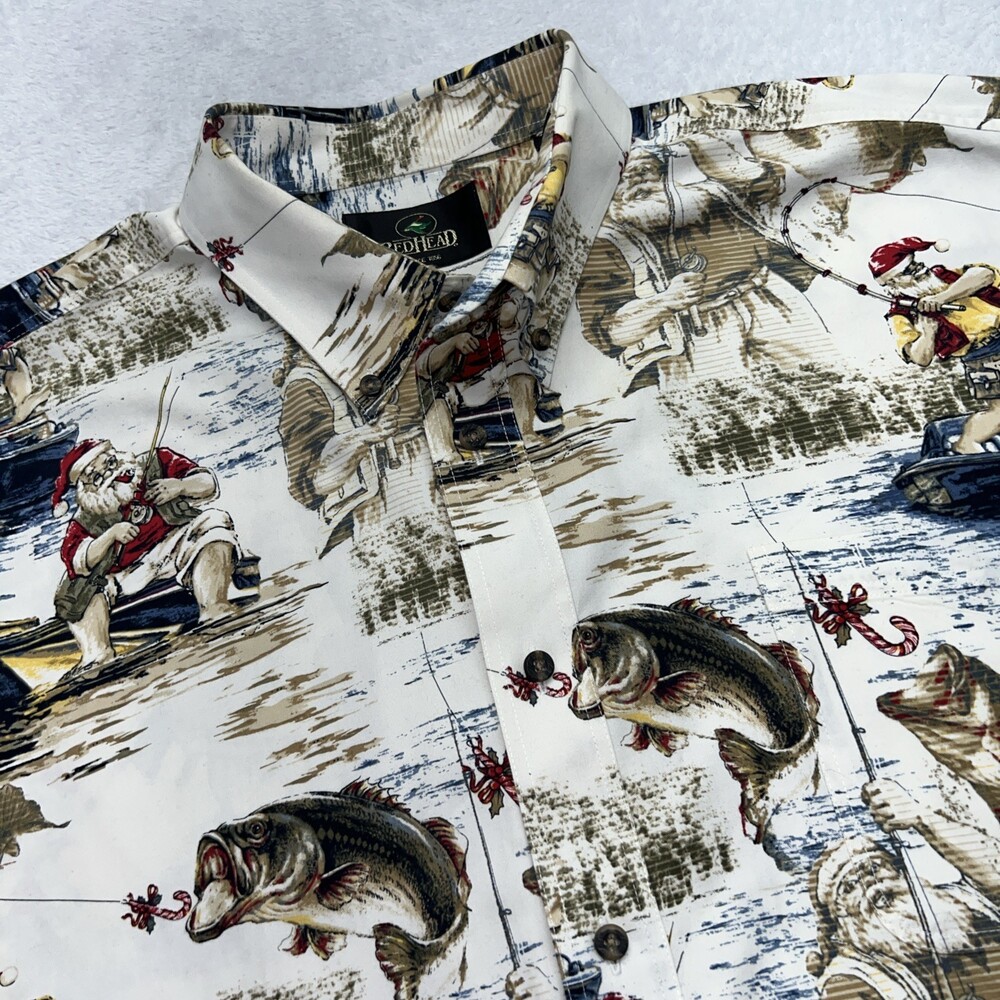 Red Head Button Down Short Sleeve “Santa Fishing” Shirt Men XL Multi candy cane
